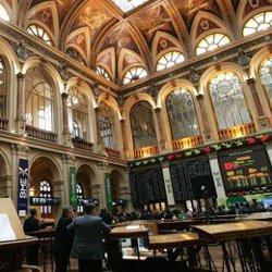Los inversores recogen beneficios y lastran al Ibex un 2,63%, que regresa a los 9.600 puntos