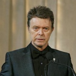 Bowie publica 