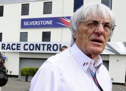 Ecclestone se acerca a Hitler y Hussein por su capacidad para 