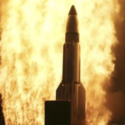 El jefe del Estado Mayor ruso afirma que el plan de defensa antimisiles de EEUU apunta hacia Rusia