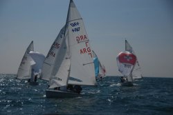 Barreiros-Sarmiento (470) y Hernández (Laser), virtuales ganadores de la Semana Olímpica de Barcelona