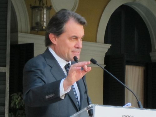 Mas lamenta que la oposición esconda el tono positivo de la cumbre anticrisis Mas lamenta que la oposición esconda el tono positivo de la cumbre anticrisis