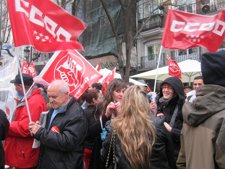 Existe Universos paralelos en UGT (16): ¿No hace falta sacar plazas de OPE en la Sanidad Pública Madrileña y que nos jubilemos a los 67?