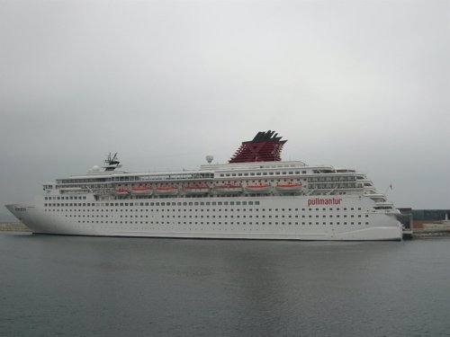 El tráfico de cruceros en el puerto de A Coruña "se dispara" hasta el 65%