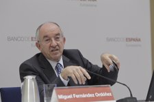 El Gobernador Del Banco De España, Miguel Ángel Fernández Ordóñez