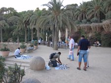 Venta Ambulante - 'Top Manta' En El Parque Güell
