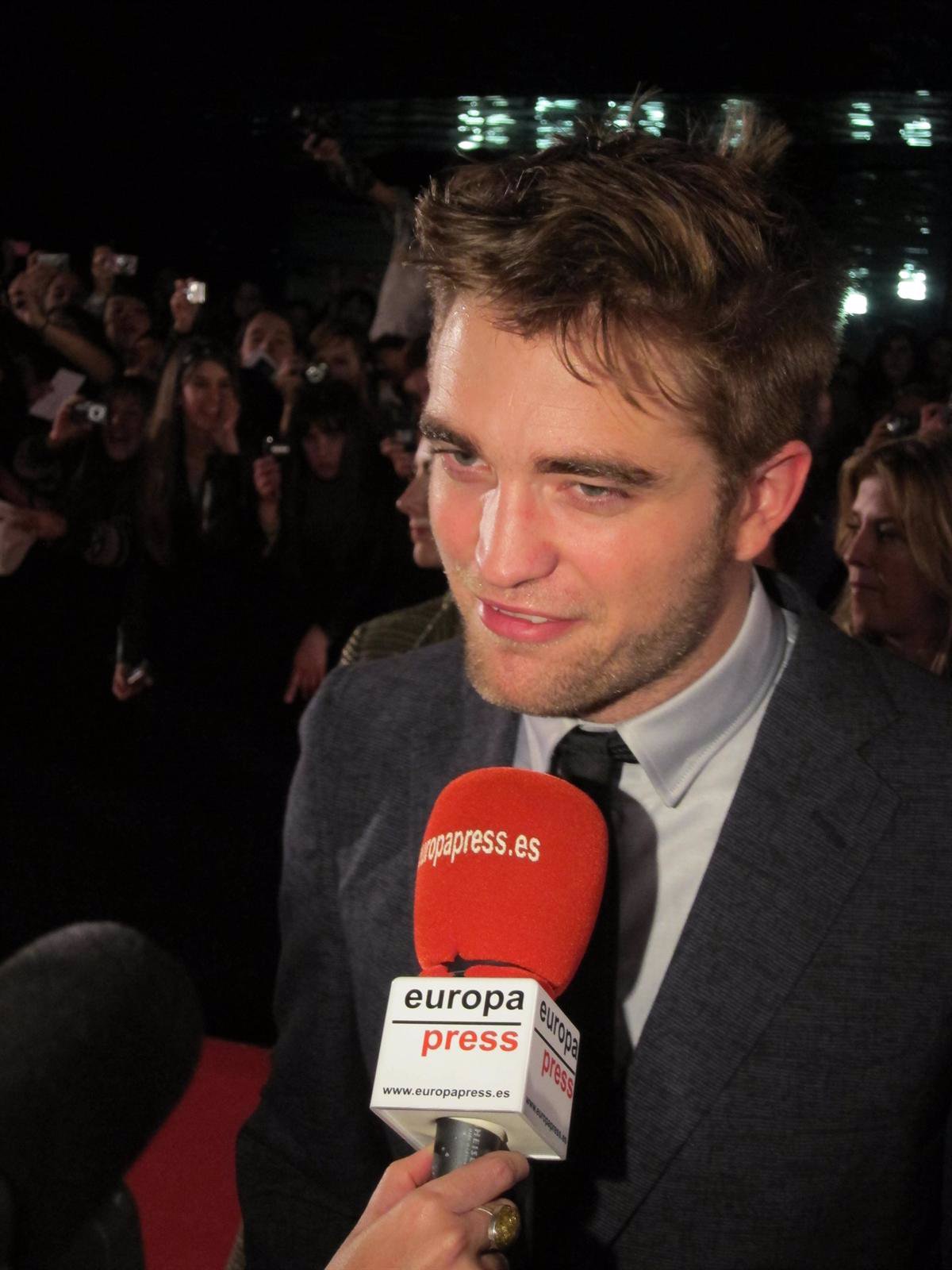 El Actor Robert Pattinson En Barcelona