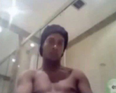 Ronaldinho En Un Vídeo De Youtube 