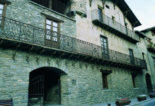 Las pernoctaciones en establecimientos de turismo rural caen un 37,2% en octubre