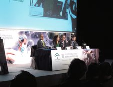 Montero en debate y conferencia (Europa Press)