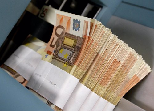 Galicia, una de las tres comunidades que reduce la deuda de sus empresas públicas