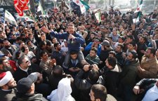 Manifestación En Siria Durante La Visita De La Liga Árabe