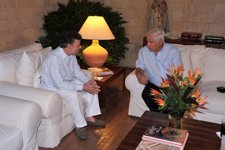 Los Presidentes De Colombia, Juan Manuel Santos, Y Panamá, Ricardo Martinelli.