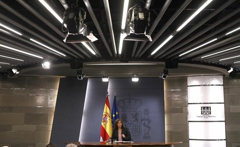 La Vicepresidenta Primera Del Gobierno, Ministra Portavoz Y Ministra De La Presi