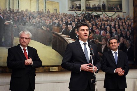 Primer Ministro Croata Milanovic Anuncia Resultados Del Referendum Para La UE