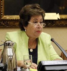La Defensora Del Pueblo, María Luisa Cava De Llano