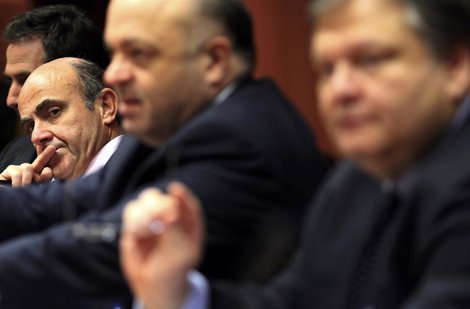 Ministro De Economía Y Competitividad, Luis De Guindos, En La Reunión Del Eurogr