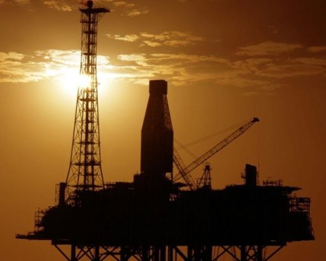 La UE veta la importación de petróleo iraní