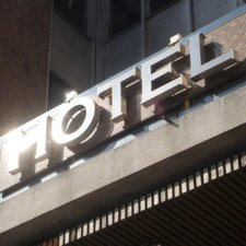 Entrada De Un Hotel