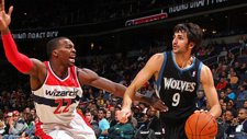 El Jugador De Los Minnesota Timberwolves Ricky Rubio