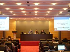 Lurdes Auzmendi En La Jornada 'El Euskera En Las Entidades Públicas'.