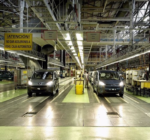 Citroën y sindicatos abordan vacaciones, excedencias, jubilación y tiempos y rendimientos