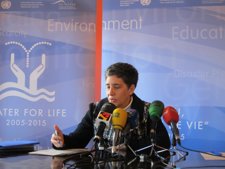 La Directora De La Oficina De Naciones Unidas De Apoyo Al Decenio, J. Maestu.