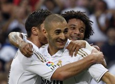 Benzema Celebra Un Gol Ante El Getafe
