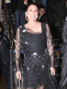 Isabel Pantoja Vestida De Negro