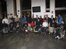 Fundación Adecco promueve la integración social de personas con discapacidad a través del pádel