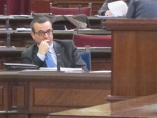 Aguiló En El Parlament