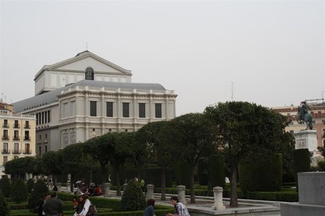 Plaza de Oriente, Teatro Real de Madrid