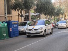 Un Taxi Camino A Cort