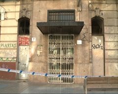 Foto: La Policía investiga la muerte de dos personas en una casa abandonada de la ciudad (EUROPA PRESS)