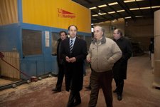 Diego Visita La Fábrica Yofra. 