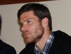 Foto: Xabi Alonso: "No tenemos que obsesionarnos con la diferencia de puntos" (EUROPA PRESS)