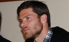 Foto: Xabi Alonso: "No tenemos que obsesionarnos con la diferencia de puntos" (EUROPA PRESS)