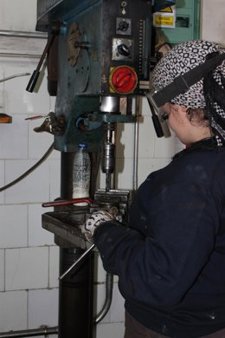 TRABAJADOR  MAQUINA