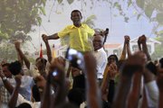 El expresidente Nasheed y varios de sus partidarios, heridos por la Policía