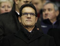 Capello dimite como seleccionador inglés