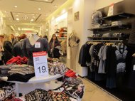 Foto: Nueve de cada diez comerciantes de Mallorca no han mejorado sus ventas durante el primer mes de rebajas, respecto a 2011 (EUROPA PRESS)