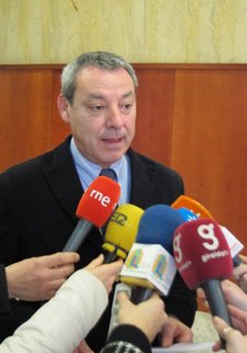 El Consejero De Educación, Francisco Álvarez De La Chica, Hoy En Sevilla