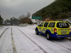 Foto: Seis puertos de la red secundaria de Cantabria siguen cerrados por la nieve (DYA)
