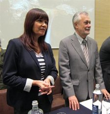 Griñán, Junto A Micaela Navarro