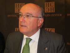 Carlos Carnicer