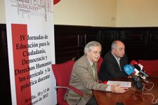 El Presidente De La Fundación Cives, Victorino Mayoral, Y Manuel Pastrana (CCOO)