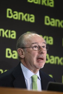 Foto: Rato duda de que los sueldos de los políticos en España estén a la altura (EUROPA PRESS)