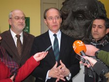 El Consejero De Medio Ambiente, José Juan Díaz Trillo, Ante Los Medios.