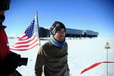 El Investigador Aragonés, Carlos Pobes, En La Base Amundsen-Scott