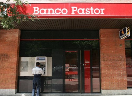 Banco Pastor ganó 51,9 millones de euros en 2011